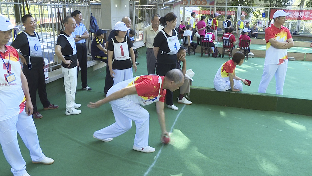 地掷球3.jpg 地掷球3.jpg
