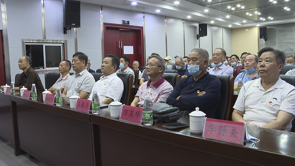 退休会2.jpg 退休会2.jpg