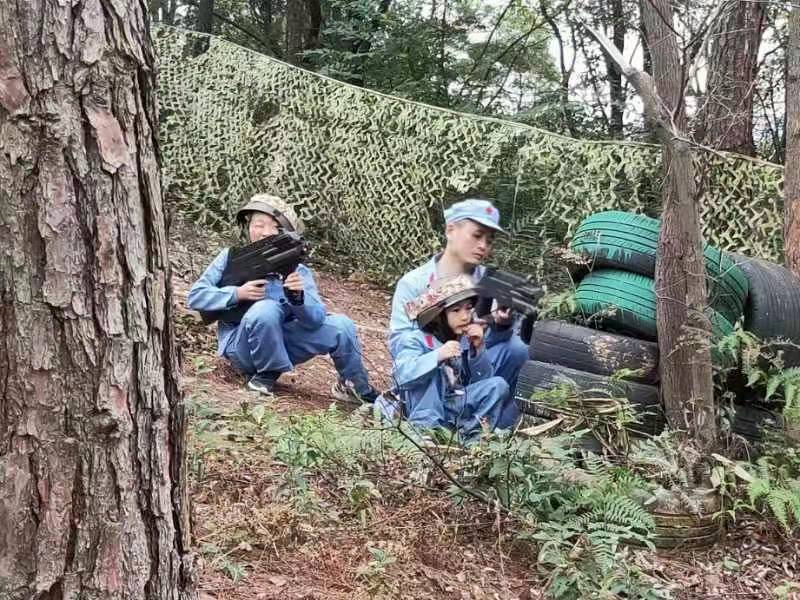 湖南岳阳：红色营地奋勇争先