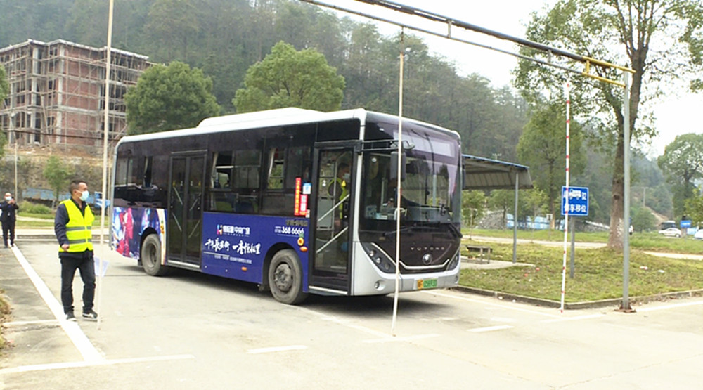 驾驶员12.jpg 驾驶员12.jpg