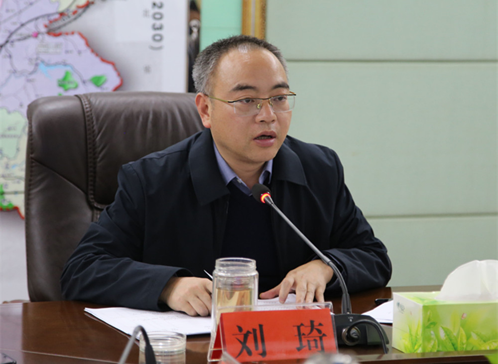 市长经济会1.jpg