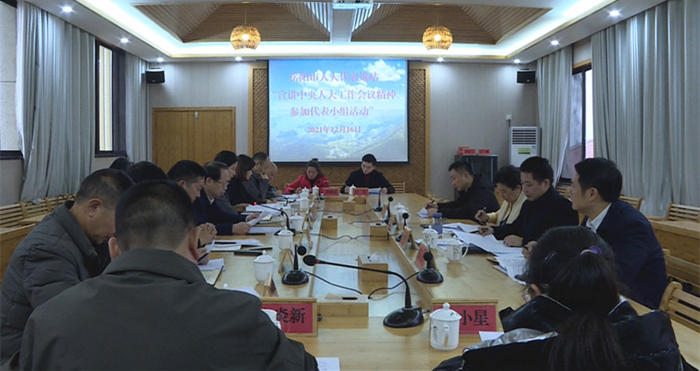 刘小英111.jpg