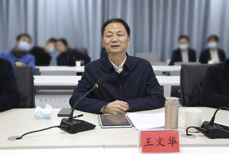 012101.jpg 012101.jpg