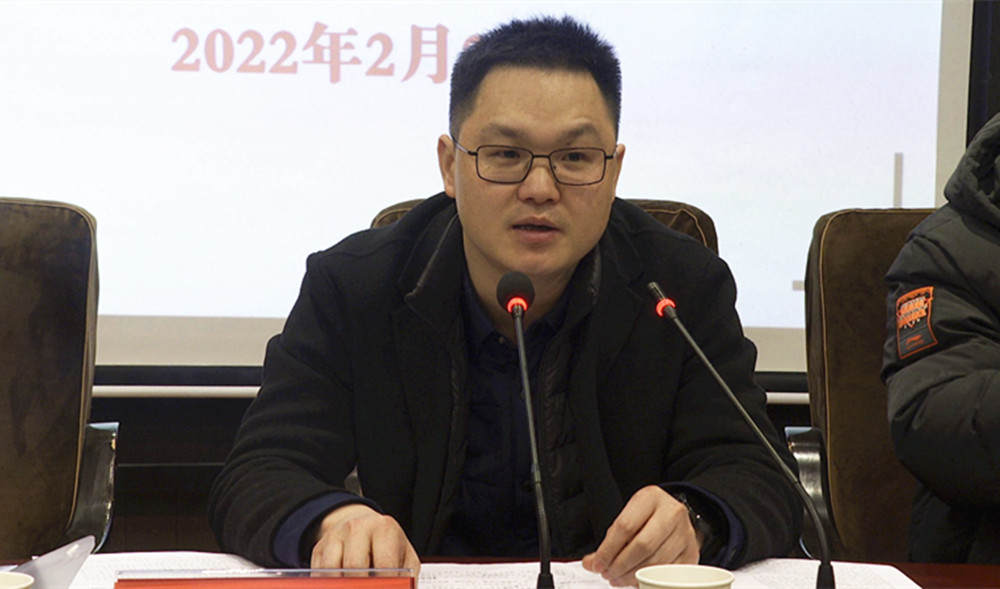 姚铁军002_副本.jpg 姚铁军002_副本.jpg