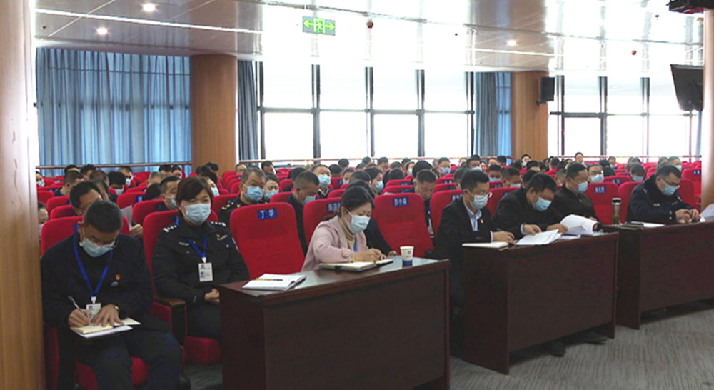 政务中心001_副本.jpg 政务中心001_副本.jpg