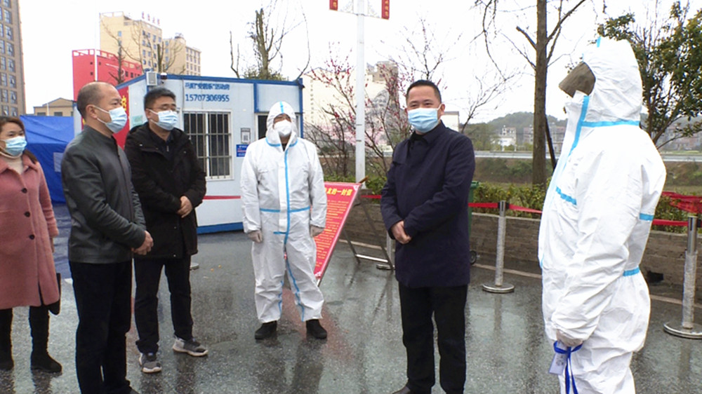 易兴建到桃林镇督查疫情防控工作_副本.jpg 易兴建到桃林镇督查疫情防控工作_副本.jpg