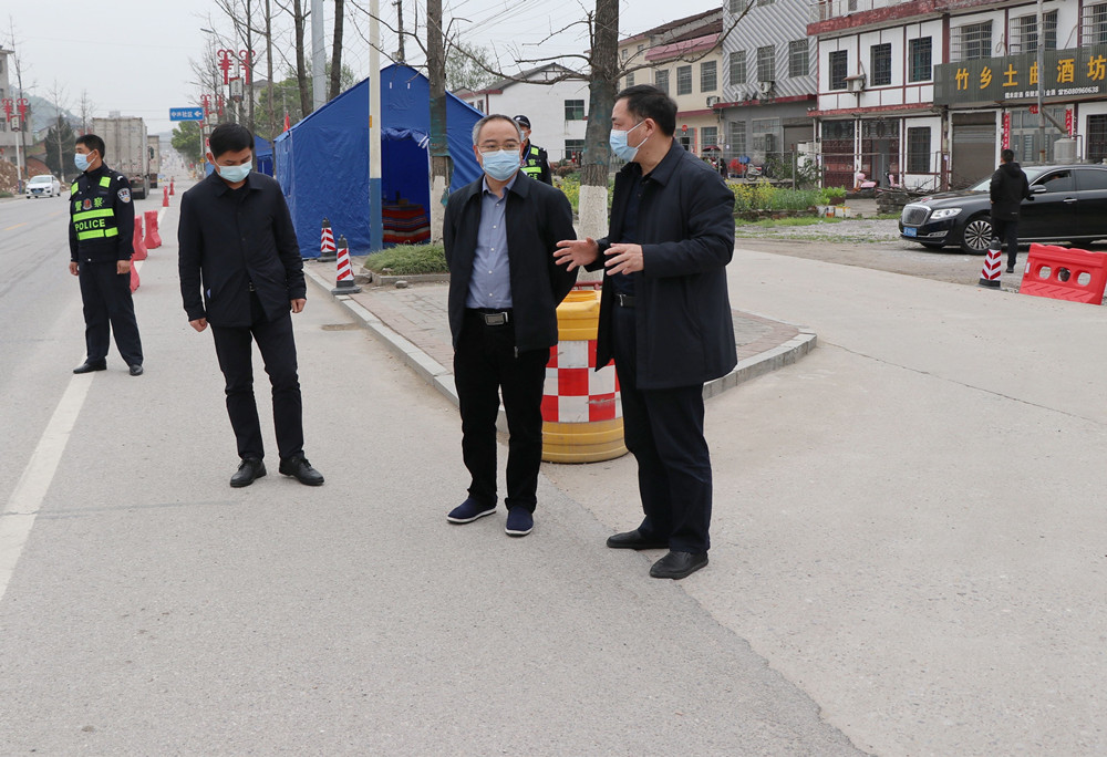 市长疫情防控1.jpg