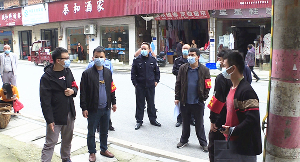 詹桥打非烟花_副本.jpg 詹桥打非烟花_副本.jpg