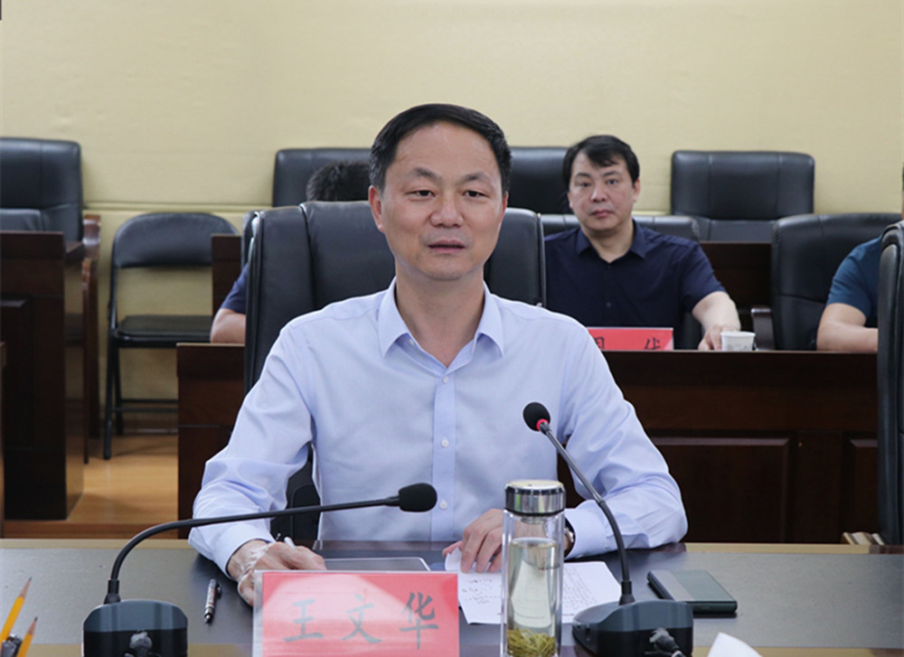 5.27王文华 湖南省港务集团来临对接(3)_副本.jpg