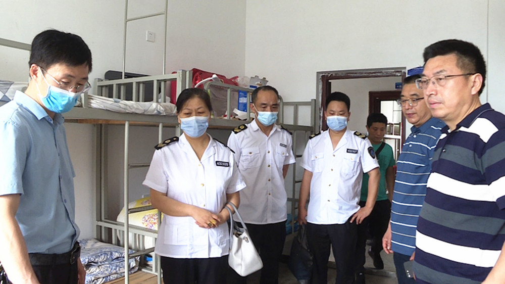 卫计执法局004_副本.jpg 卫计执法局004_副本.jpg