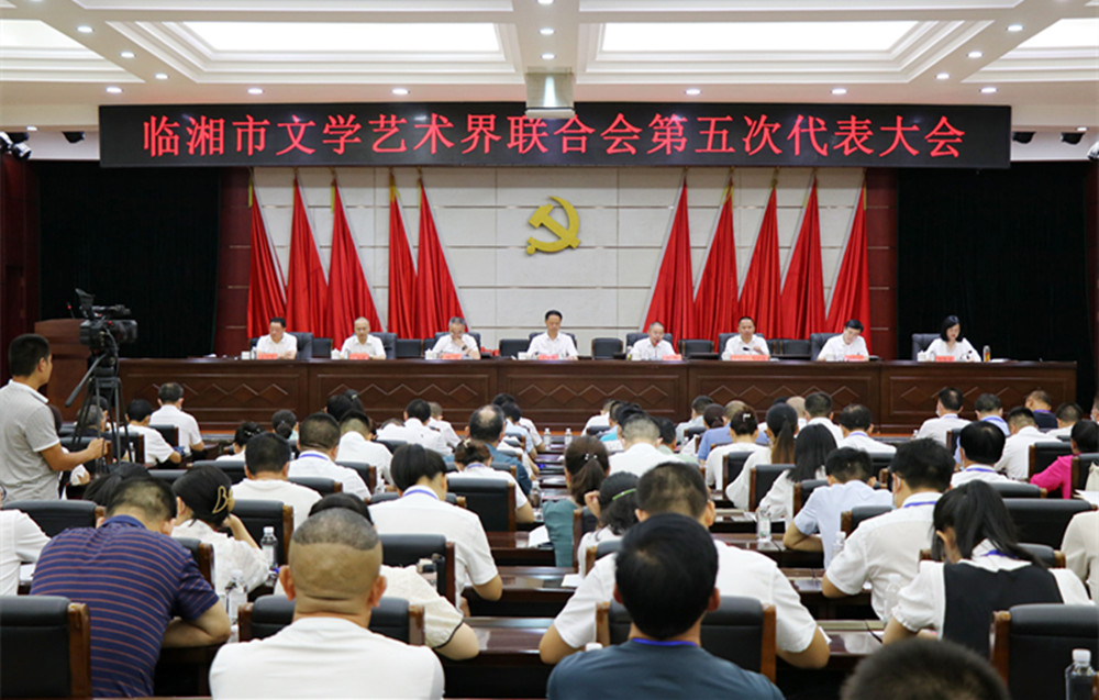0714王文华、刘琦市文学艺术界联合第五次代表大会_副本.jpg