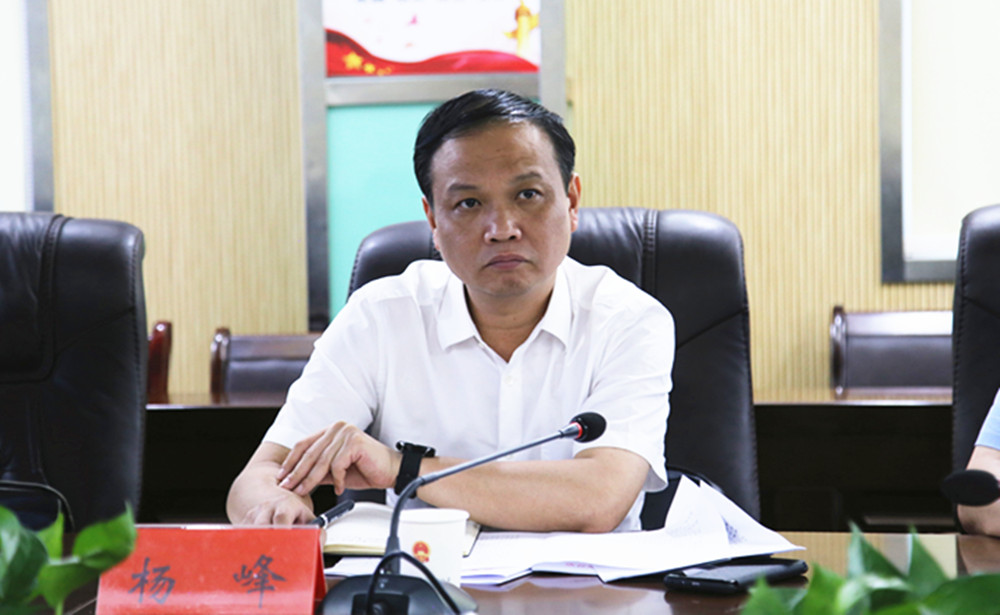 0729刘琦岳阳安委办督导(2)_副本.jpg 0729刘琦岳阳安委办督导(2)_副本.jpg