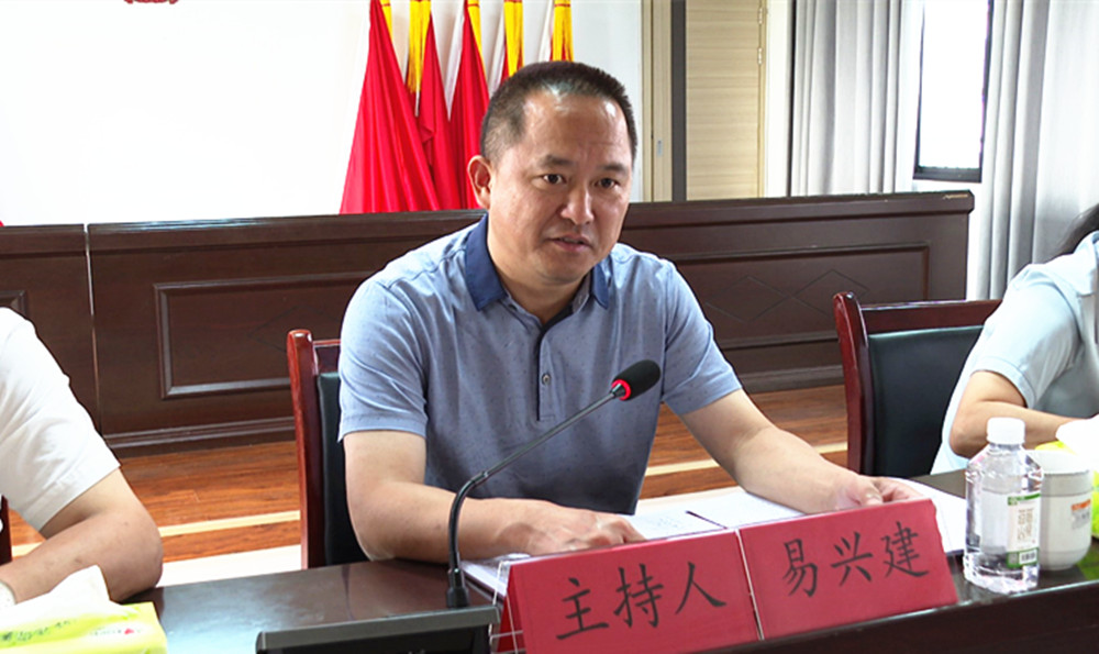 0801统战工作上半年会议007_副本.jpg 0801统战工作上半年会议007_副本.jpg