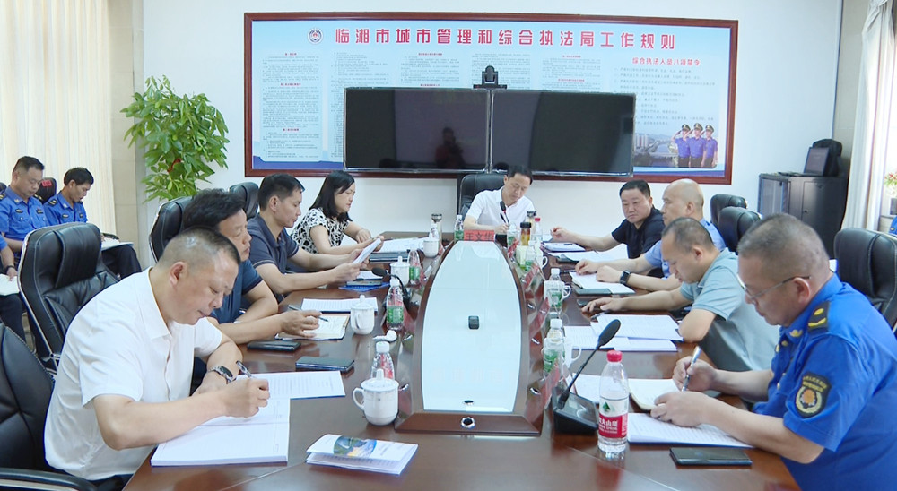 王文华城管_副本1.jpg 王文华城管_副本1.jpg