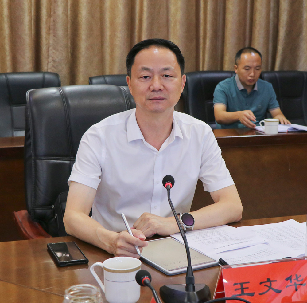 书记高新区2.jpg