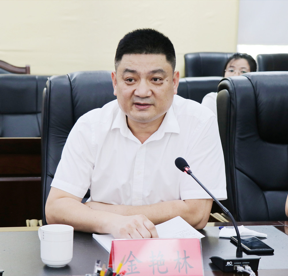 书记洽谈2.jpg 书记洽谈2.jpg