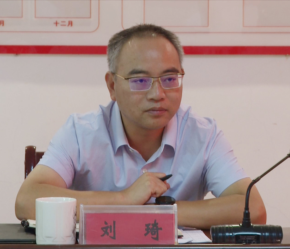 李美云002_副本.jpg 李美云002_副本.jpg