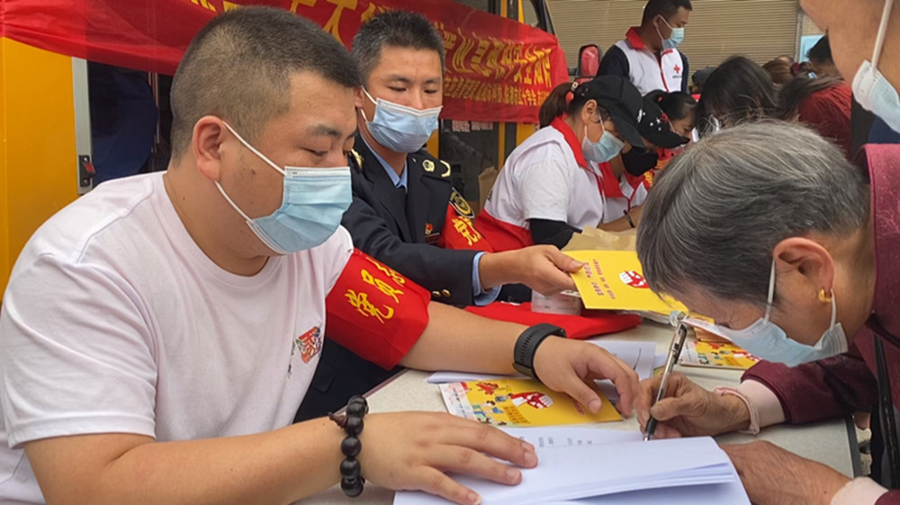 1025应急管理局007_副本.jpg 1025应急管理局007_副本.jpg