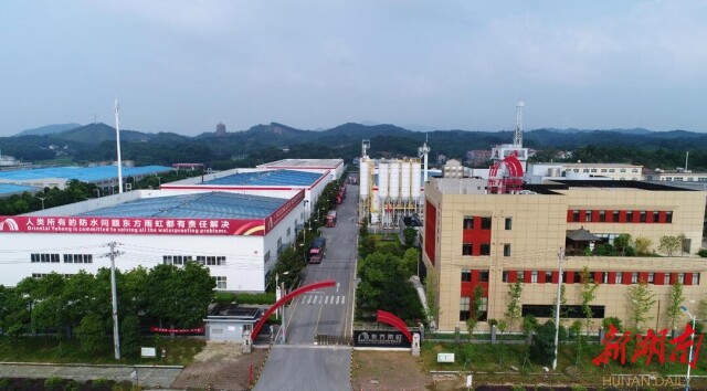 湖南日报头版头条 | 岳阳→打造中部最大石化产业基地！