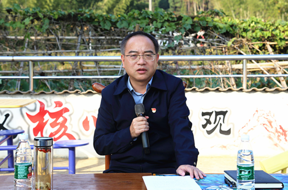 1101刘琦微宣讲(2)_副本1.jpg 1101刘琦微宣讲(2)_副本1.jpg