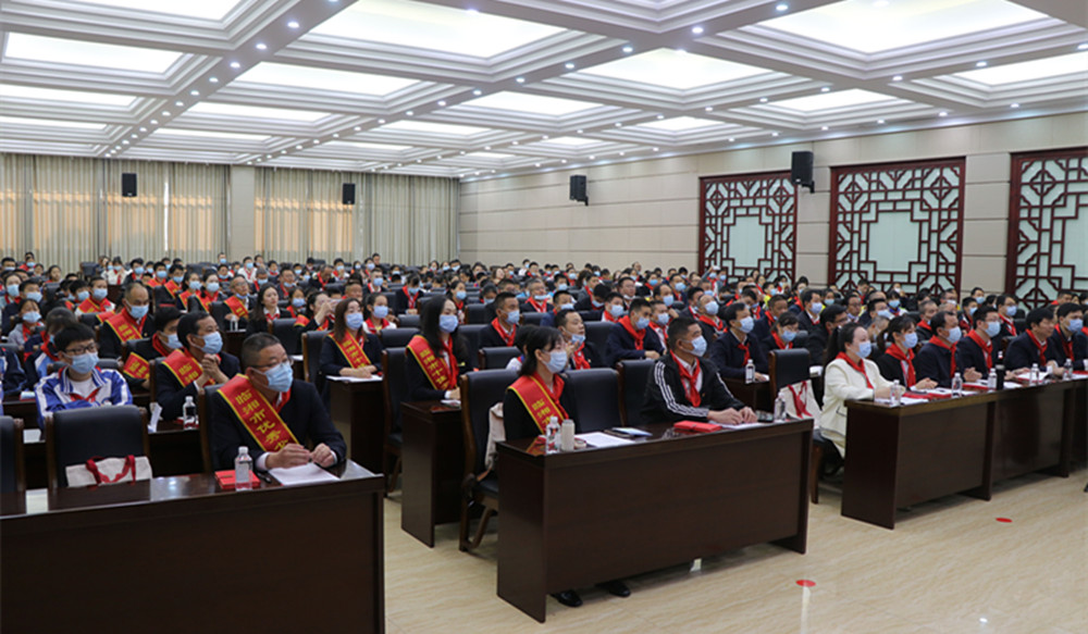 1110王文华中国少年先锋队第二次代表大会开幕式(7)_副本.jpg