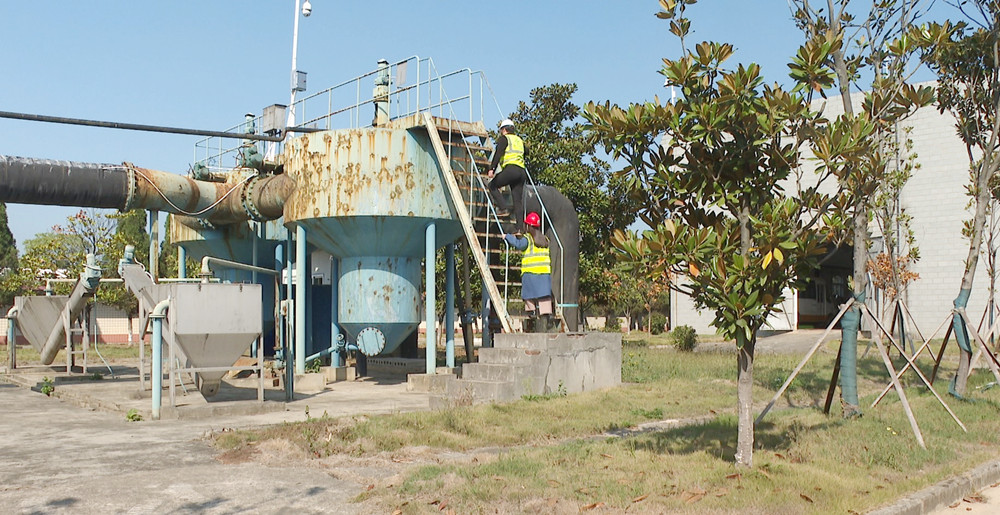 中交二航局001.jpg 中交二航局001.jpg