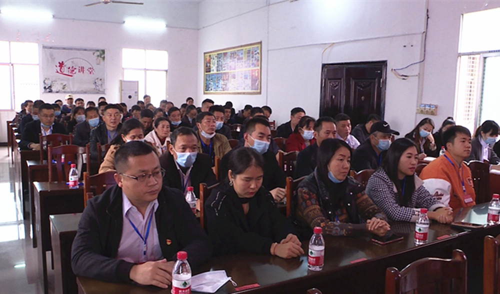 1128坦渡真第十五届人民代表大会002_副本.jpg