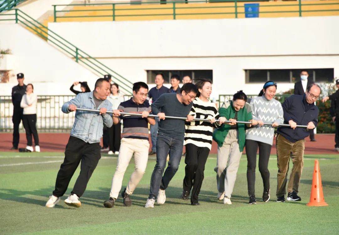 576b9828ea5b6fc41e4d4e448c851f5.jpg 图片