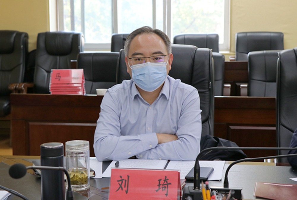 1209王文华刘琦市委常委会(1)_副本.jpg