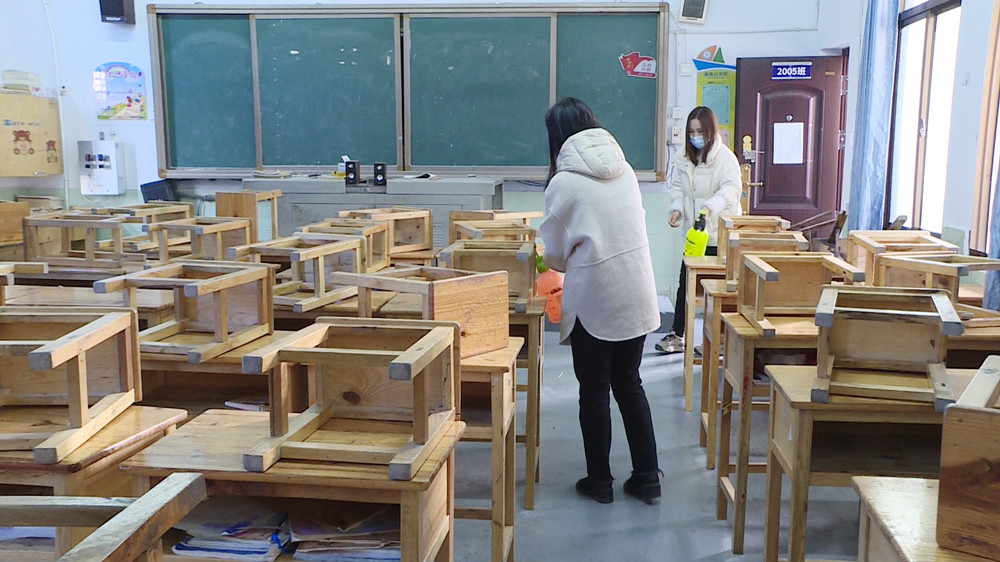 学校疫情消杀002.jpg