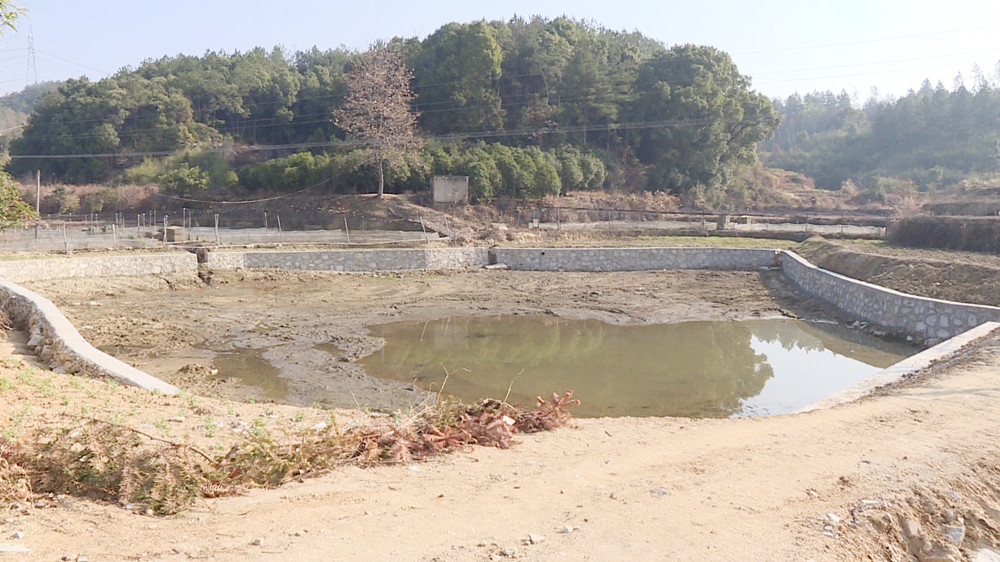 白羊田冬修水利003.jpg