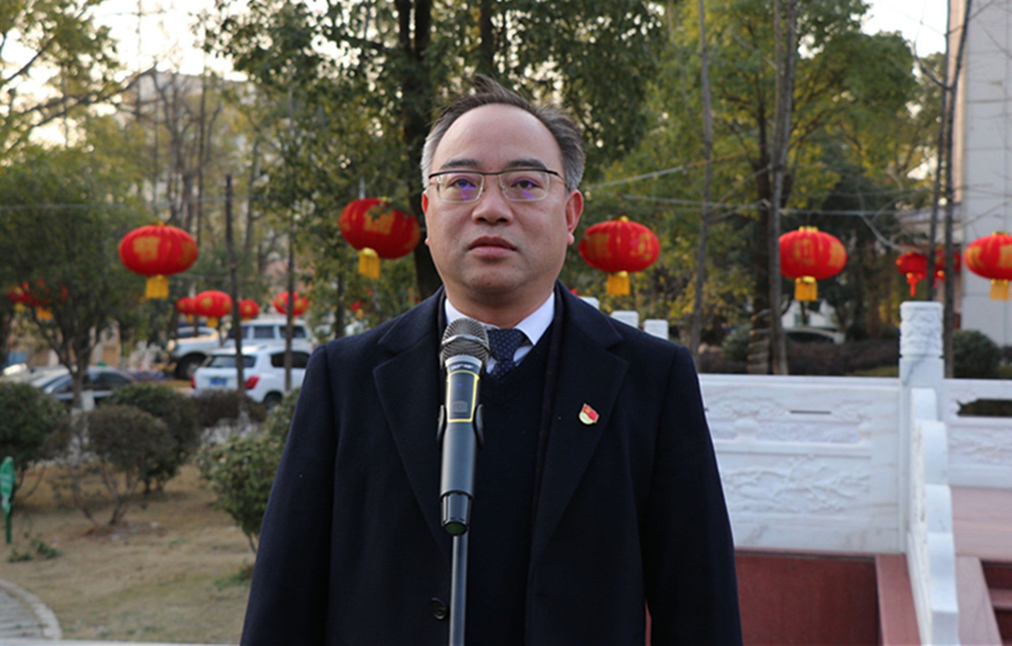 1.28王文华、刘琦 升旗仪式(1)_副本.jpg