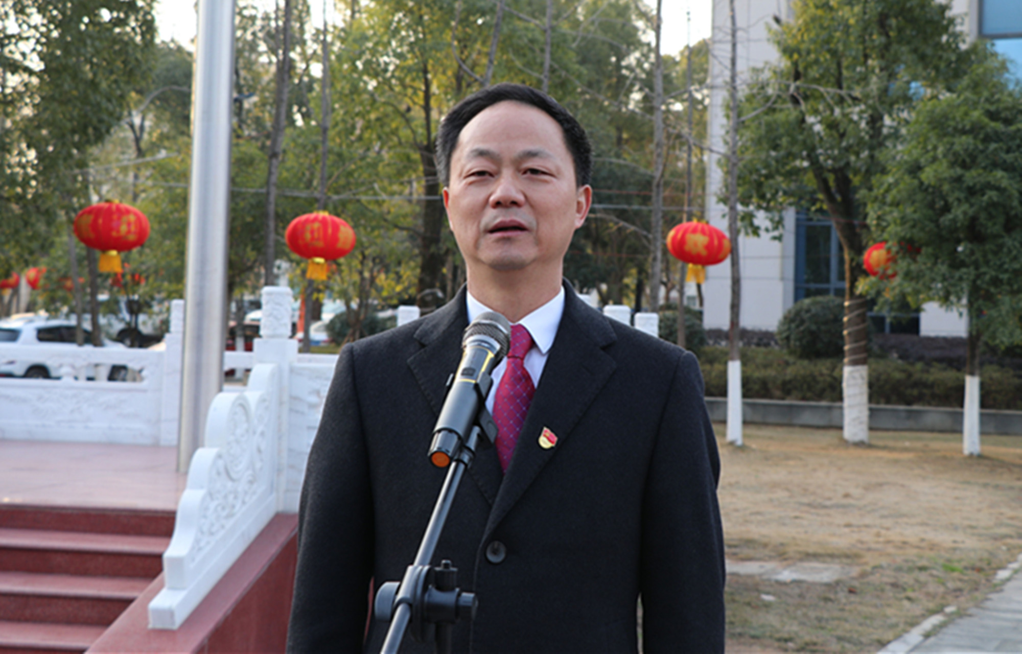 1.28王文华、刘琦 升旗仪式(4)_副本.jpg
