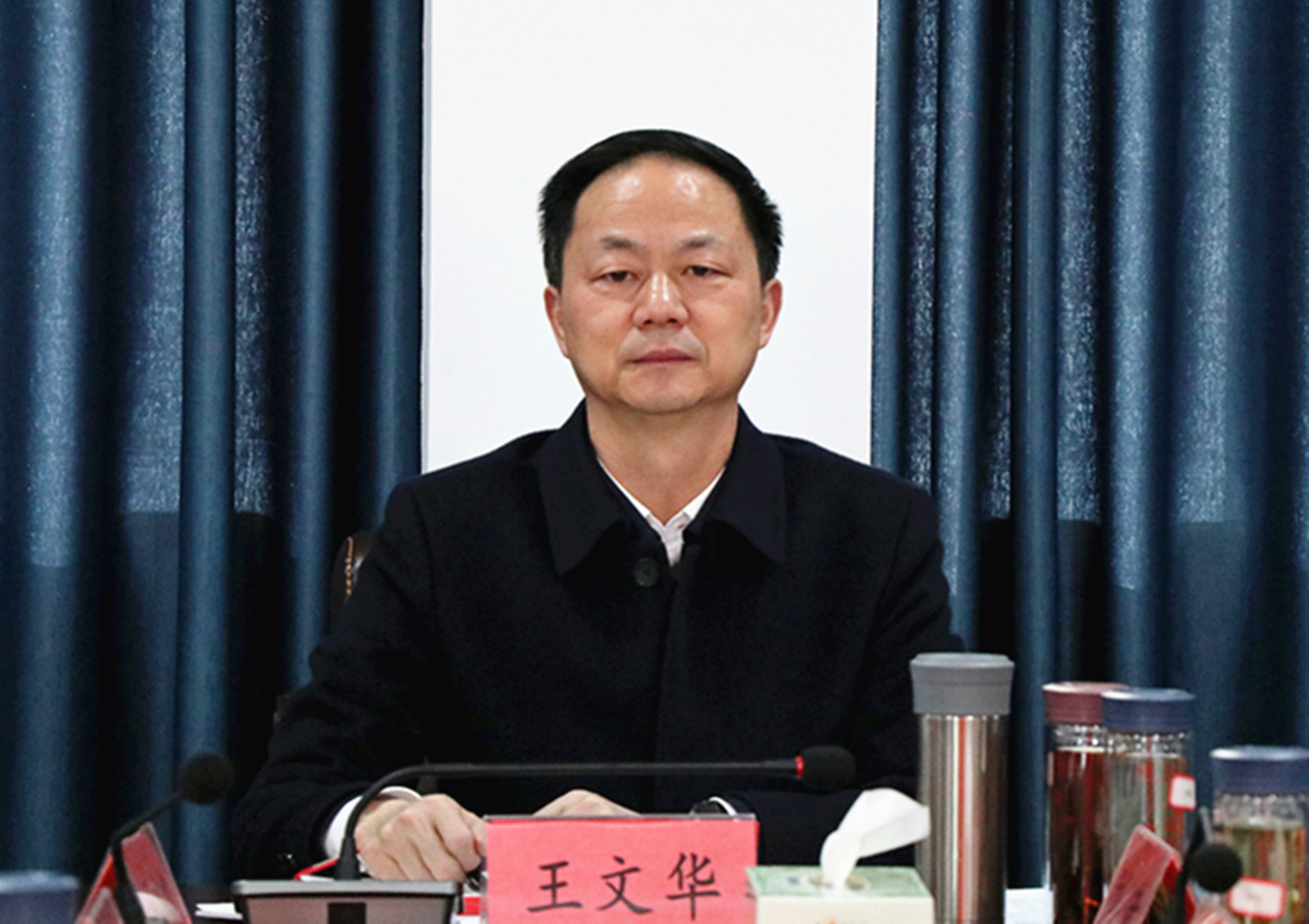 1.29王文华、刘琦 调研农业农村工作(2)_副本.jpg