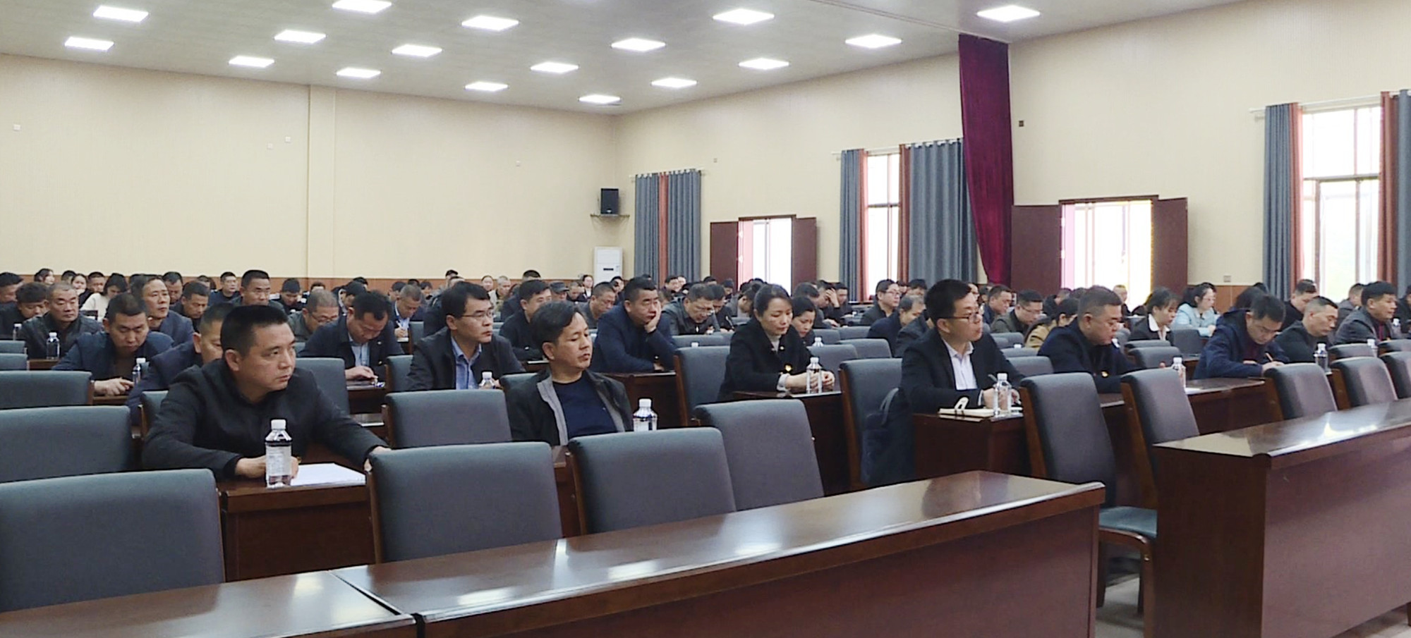 农业局会议9 (2).jpg