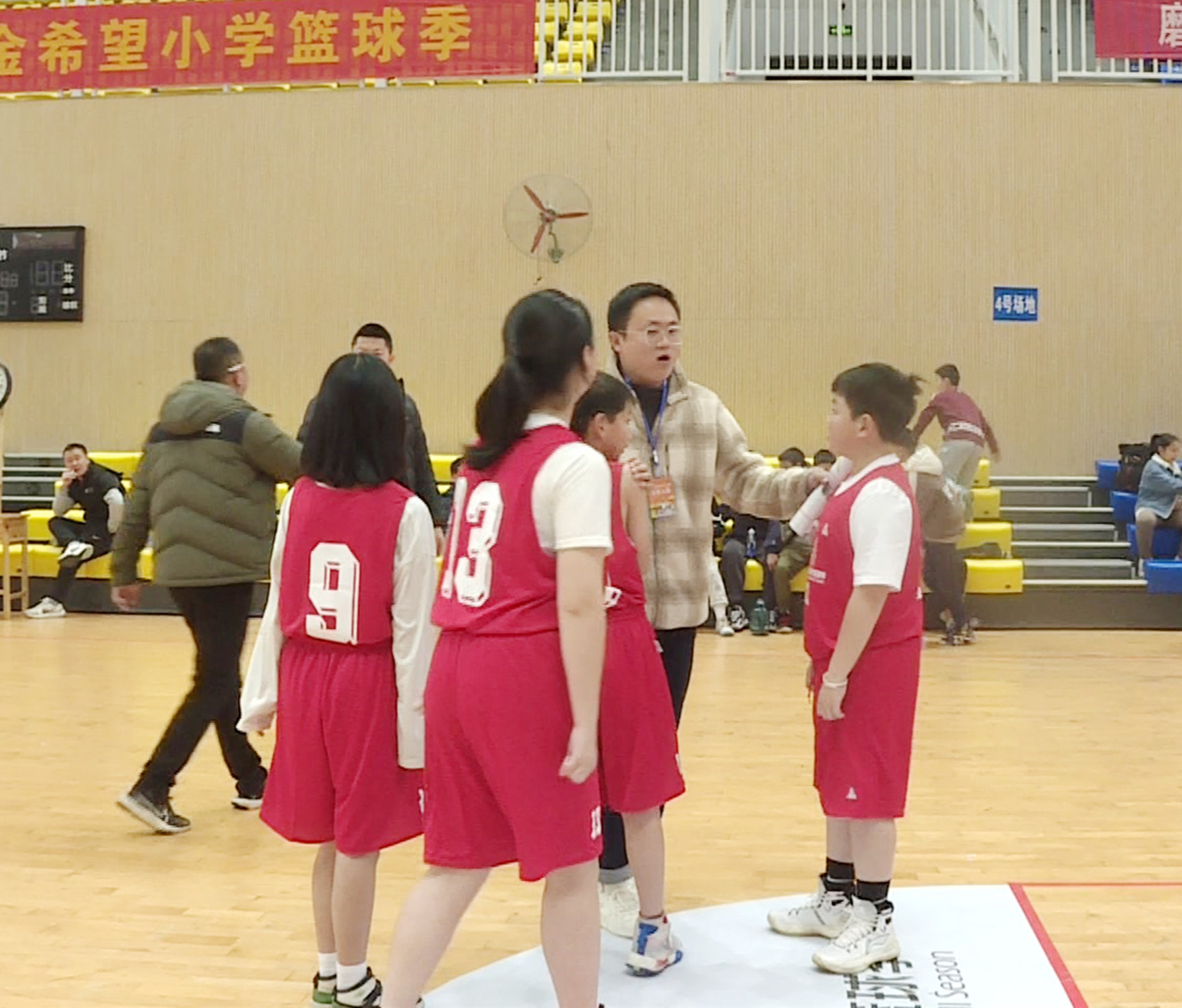 姚基金篮球赛002.jpg