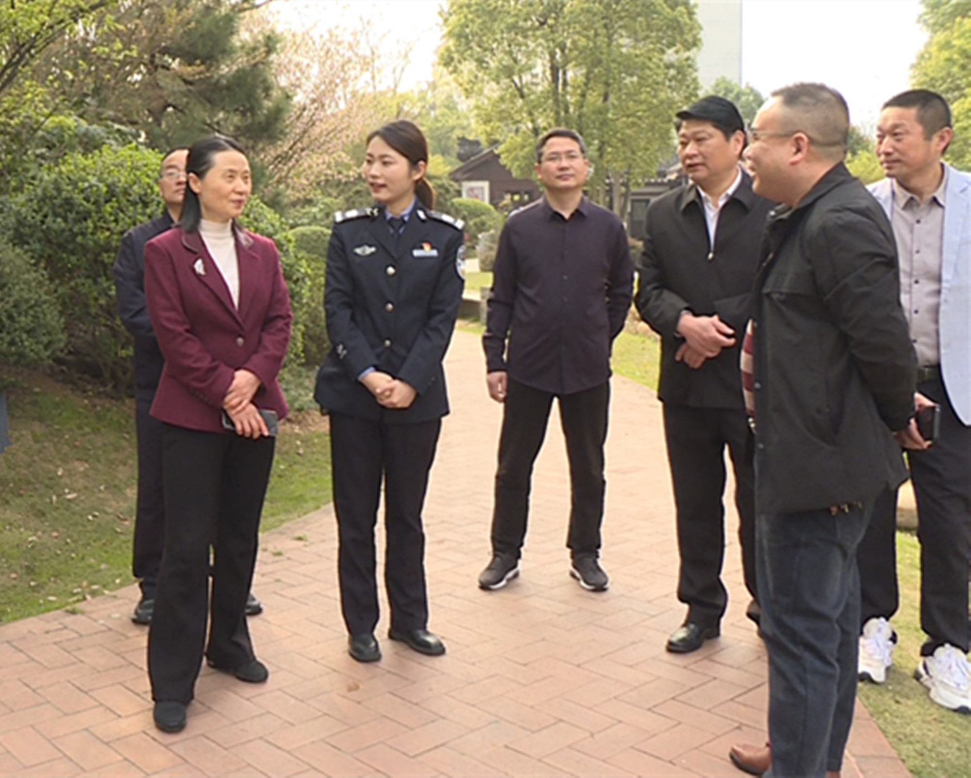 3.17人大002_副本.jpg 3.17人大002_副本.jpg