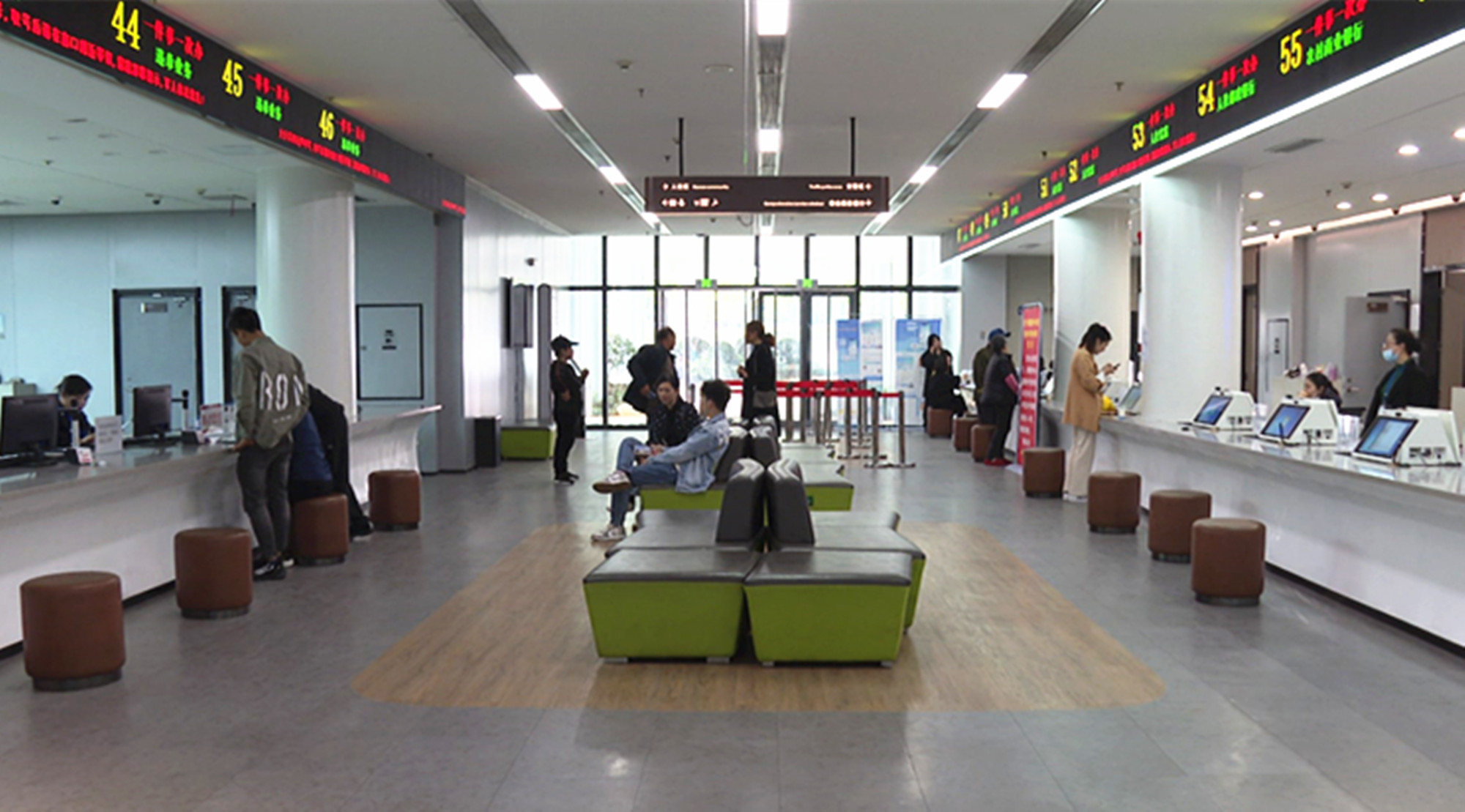 3.24行政审批局荣获巾帼文明岗001_副本.jpg
