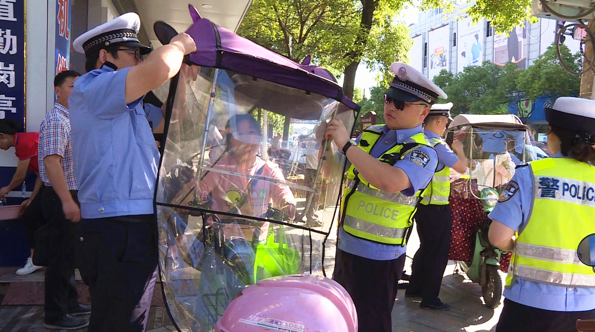公安交警_副本.jpg