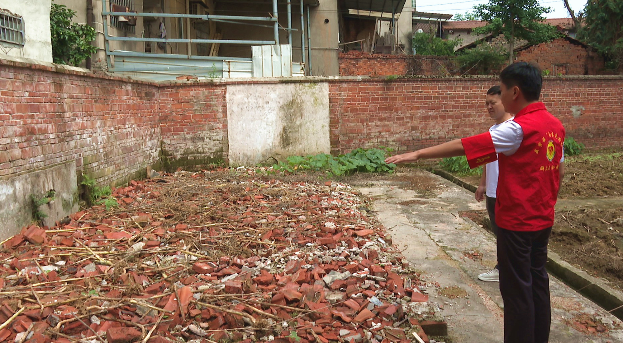 聂市群英保民生008_副本.jpg 聂市群英保民生008_副本.jpg