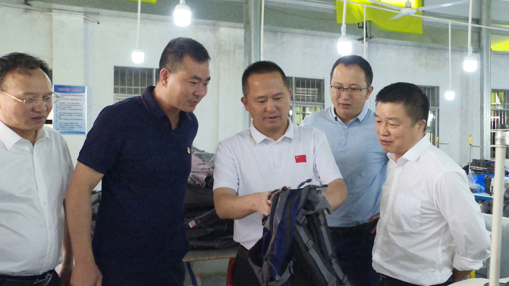 易兴建009_副本.jpg 易兴建009_副本.jpg