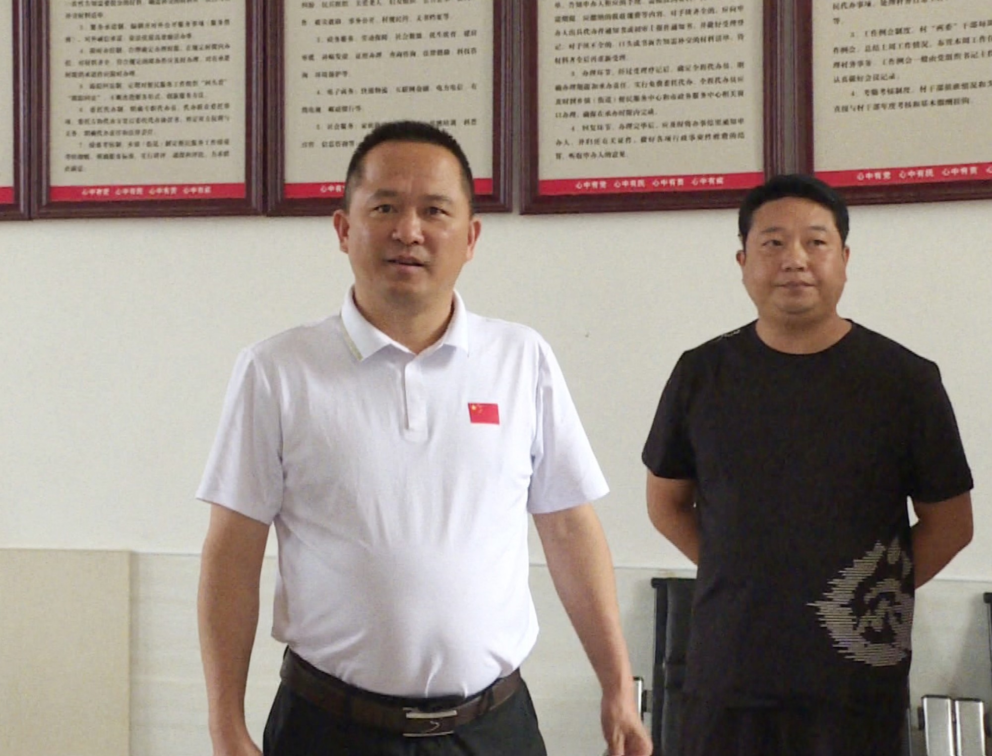 易兴建003_副本.jpg 易兴建003_副本.jpg