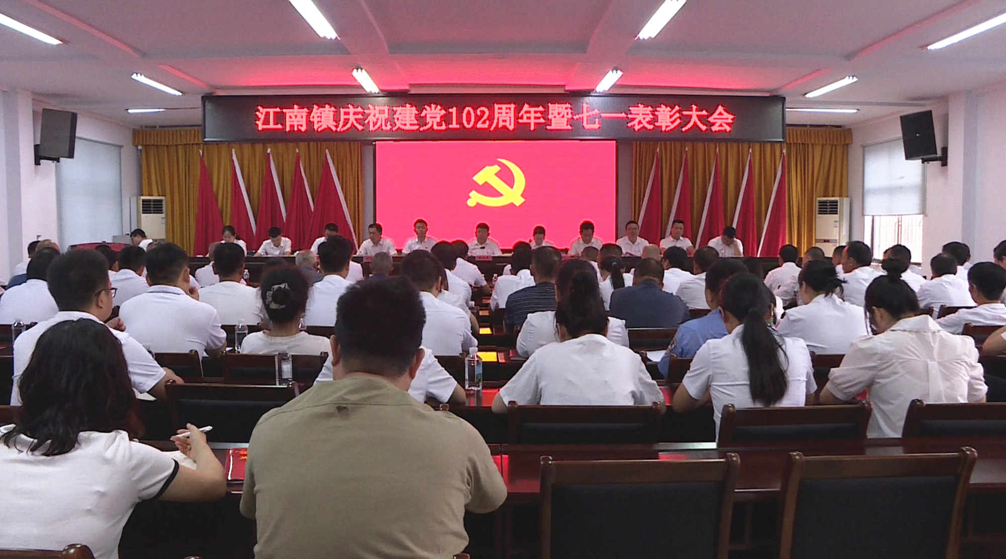 江南71_副本.jpg 江南71_副本.jpg