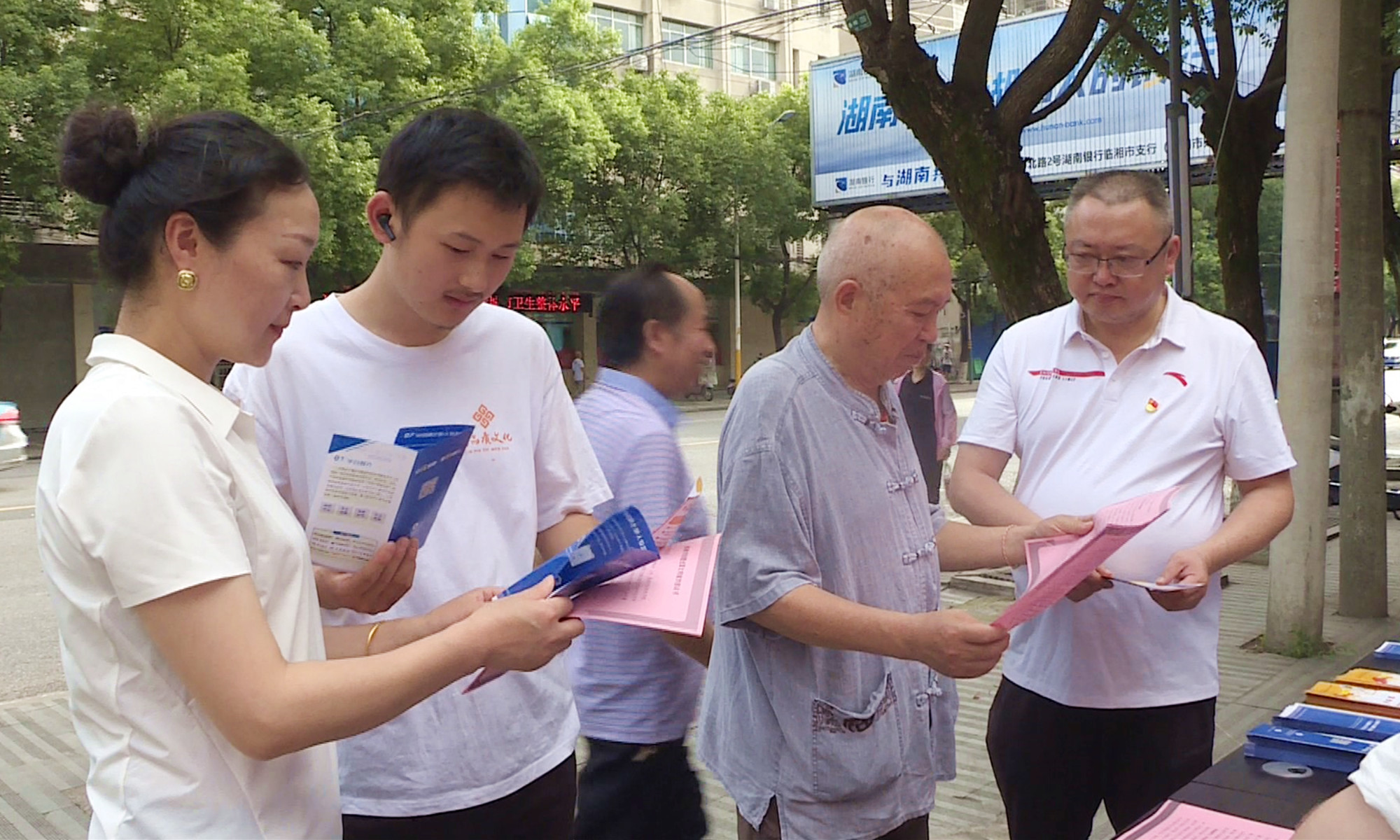 发改局010_副本.jpg 发改局010_副本.jpg