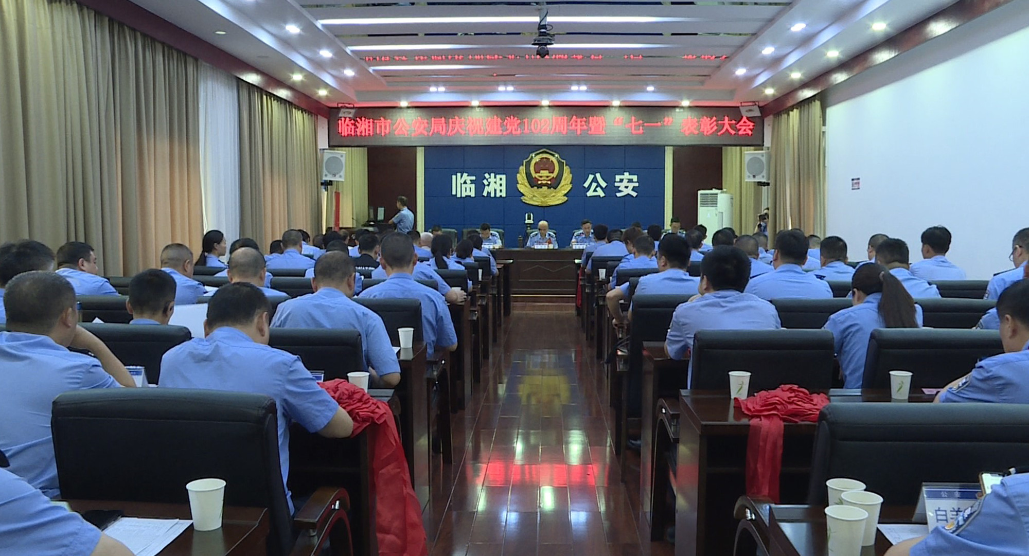 公安局71_副本.jpg 公安局71_副本.jpg