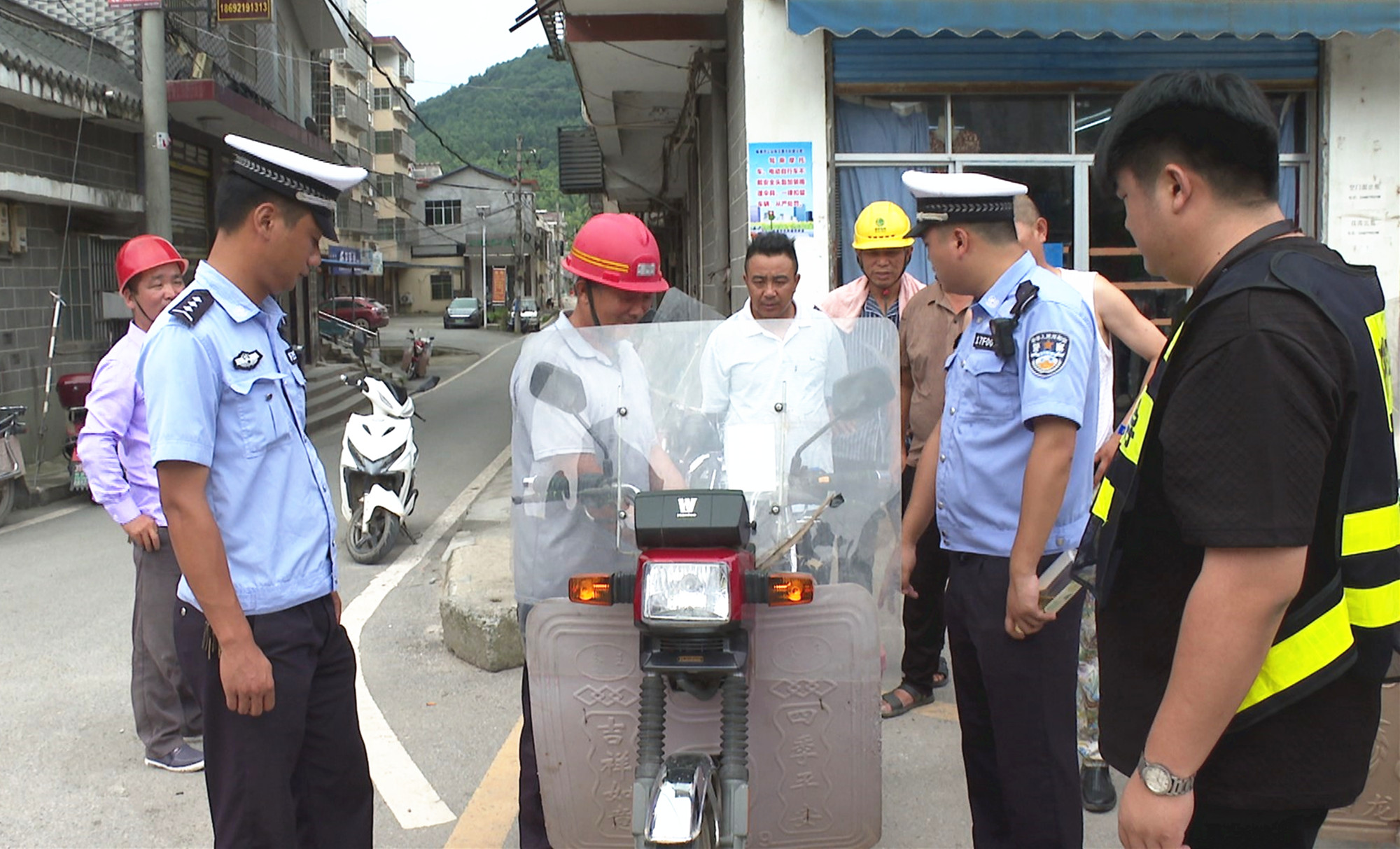 忠防戴帽工程002_副本.jpg 忠防戴帽工程002_副本.jpg