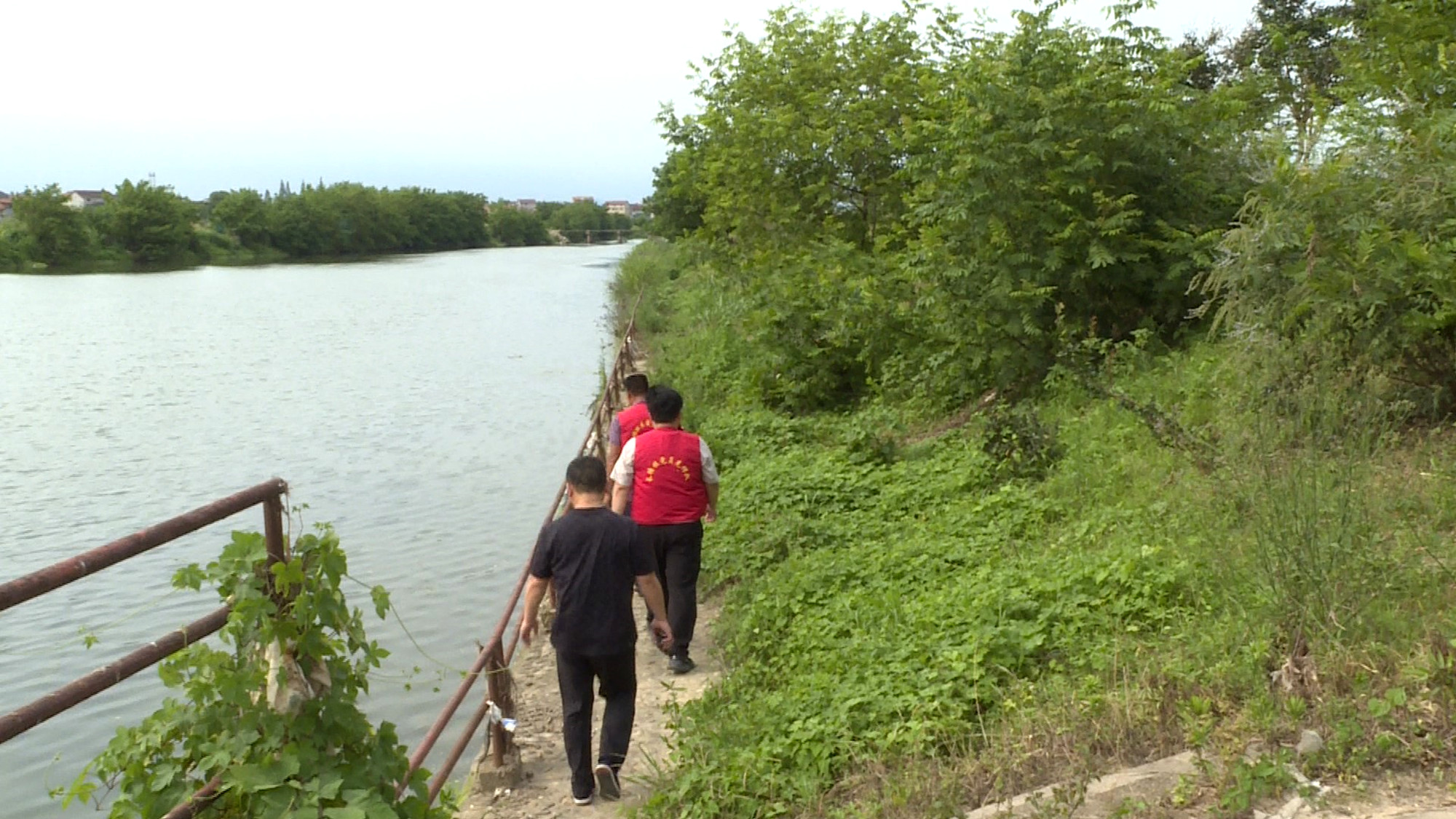 长塘防溺水005_副本.jpg 长塘防溺水005_副本.jpg