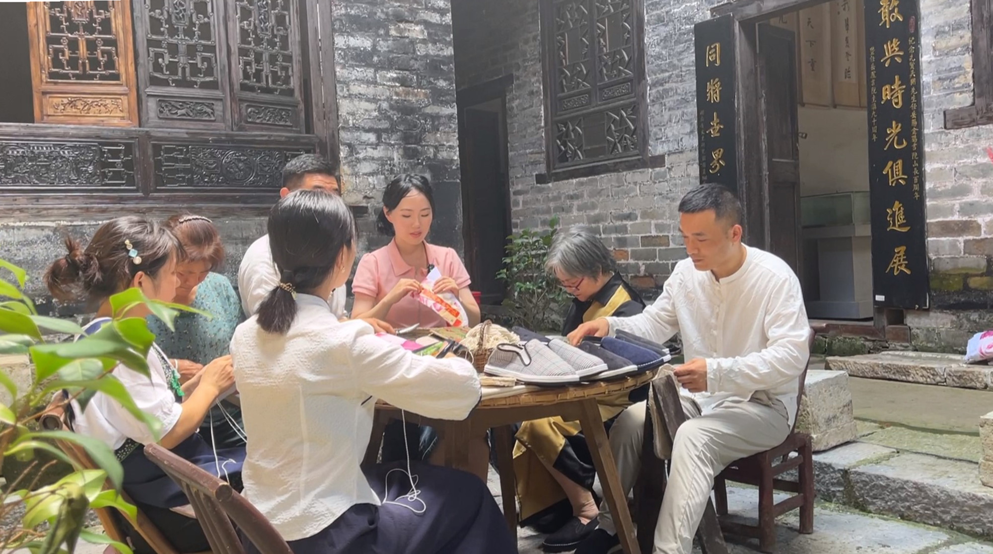 国际频道001_副本.jpg 国际频道001_副本.jpg