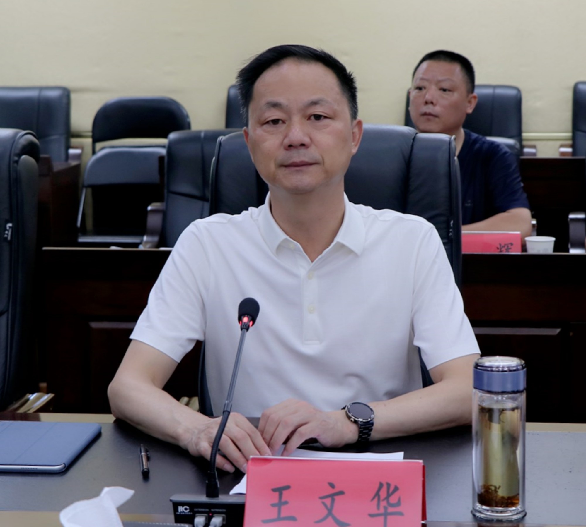 书记洽谈.jpg1.jpg 书记洽谈.jpg1.jpg