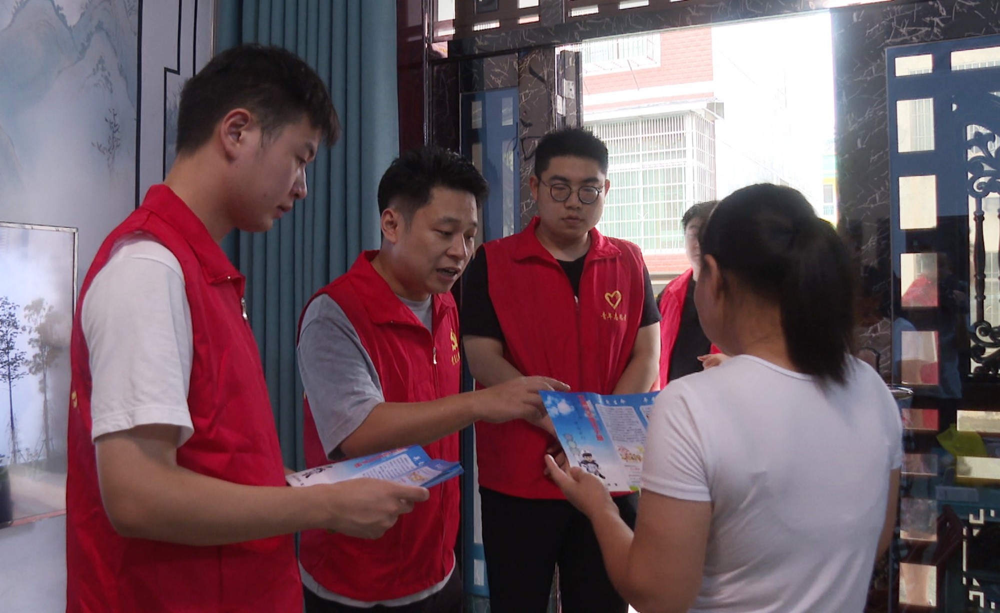 忠防志愿者005_副本.jpg 忠防志愿者005_副本.jpg